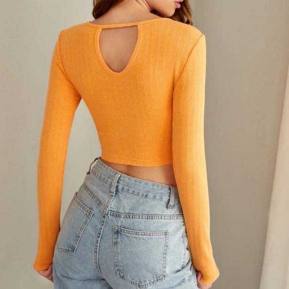 3/$15 NWOT Orange cross cross back long sleeve crop top - Picture 3 of 7